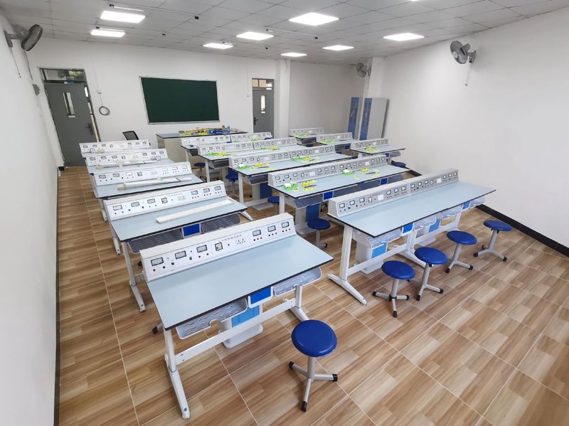 教学设备